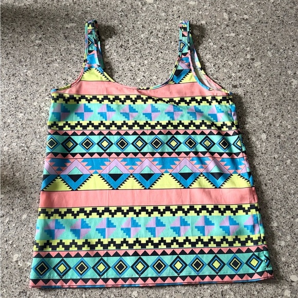 NASTY Gal Whitney Eve Colorful Geometric Print Women's Tank Top - Size Small ⭐ - Picture 2 of 10